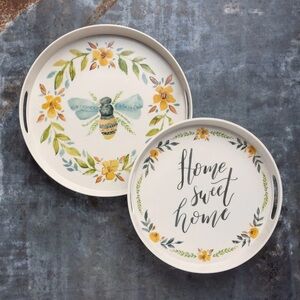 Primitives By Kathy Round Bee “Home Sweet Home” Tray – Set Of Two
